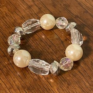 Pearl and Crystal Bracelet